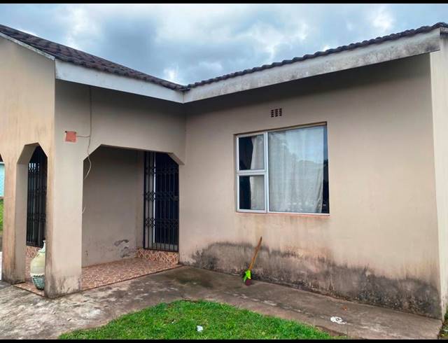 4 BEDROOM HOUSE FOR SALE IN ARBORETUM